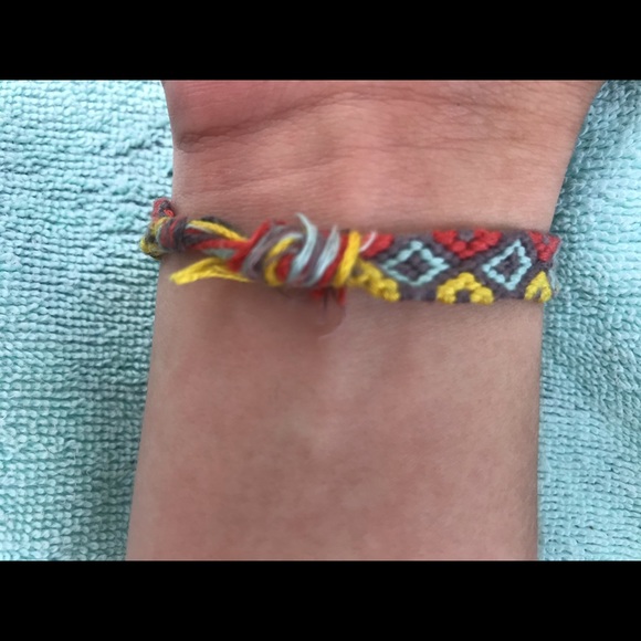 A handmade colorful friendship bracelet - Picture 8 of 9